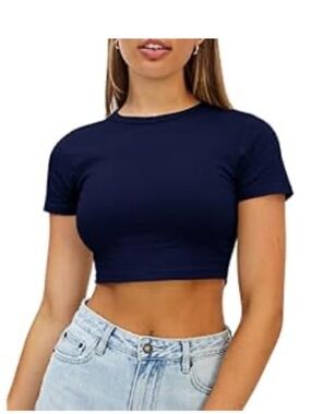 Wynnque Blue Cropped Crew Neck Short Sleeve Fitted Stretchy Top Size Medium